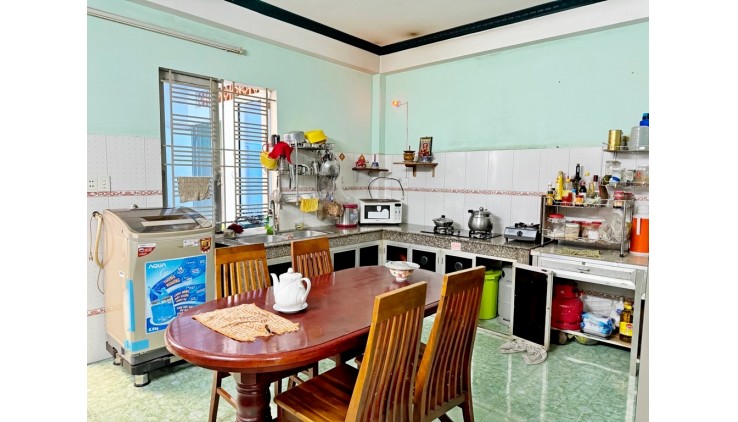 Mặt tiền đường sổ 26 An Dương Vương 5x16 đúc 4 tầng chỉ 9 tỷ 4